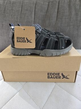 Eddie Bauer Kids' Black Closed-Toe Sandals Size 8 Toddler